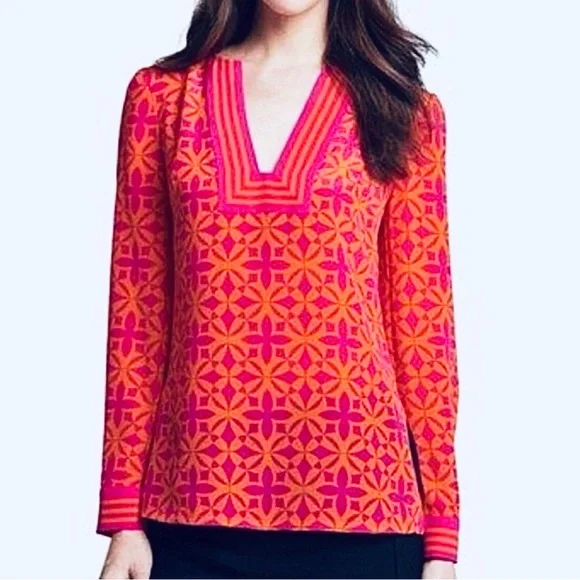 Trina Turk 100% Silk Blouse - Picture 1 of 9